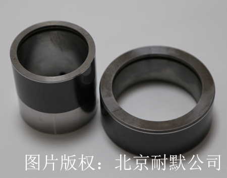 Cr2O3�����t�մ�Ϳ��